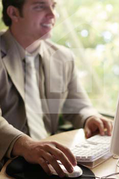 business_7gM3uur3NNbFpr0Rt2fB8yJUULkCPm5zcHCsZA7a