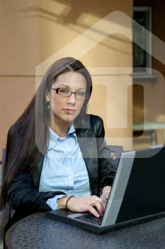business_ldm10nkpcMBOdPzcrQrKhwuvROLandOsxk5mDPRU